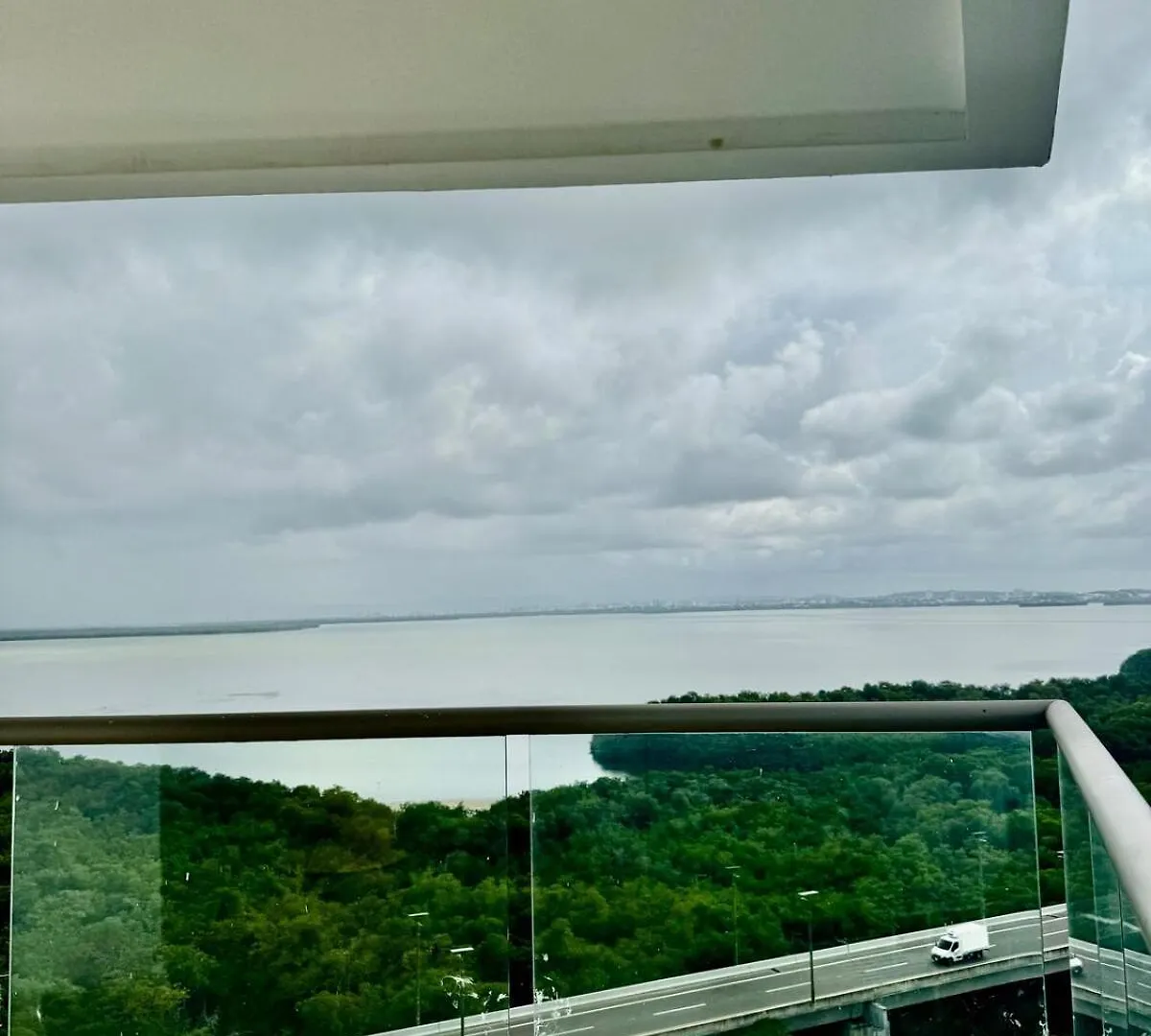 Beautiful 2 Bedroom Ocean View Condo In Cartagena Apartment